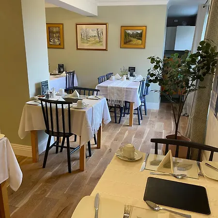 Castlecroft Bed And Breakfast-2