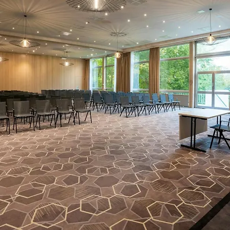 Leonardo Royal Hotel Köln - Am Stadtwald-2