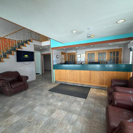 Howard Johnson By Wyndham Fort St. John-2