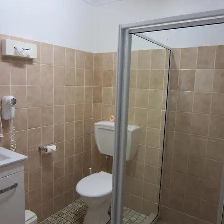 Cowra Crest Motel-2