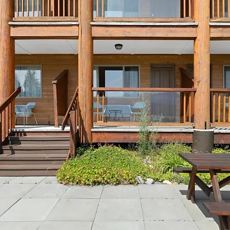 Kootenay Lakeview Resort BW Signature Collection-2