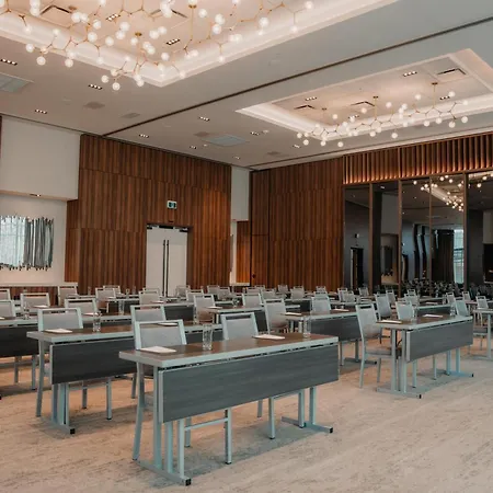 Homewood Suites By Hilton Montreal Midtown-2