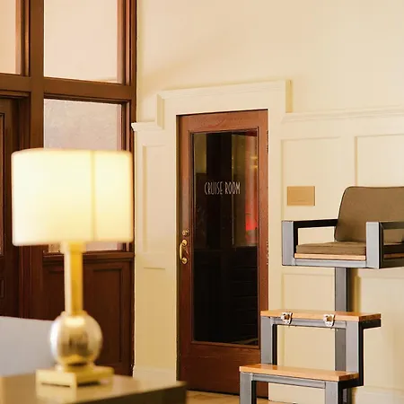 The Oxford Hotel-3
