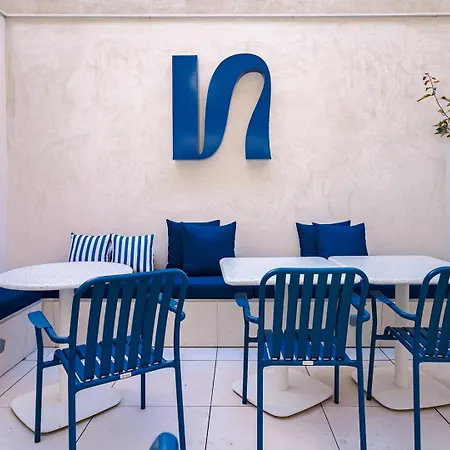 Iconic Suites-3