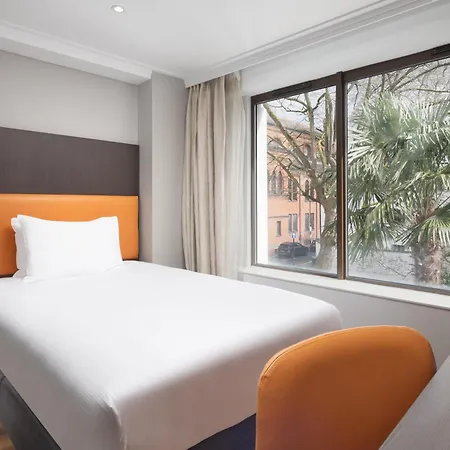 Doubletree By Hilton London - Hyde Park-3
