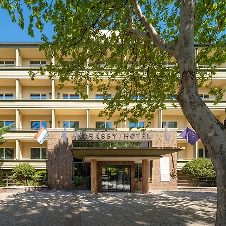 Mamaison Hotel Andrassy Budapest-3