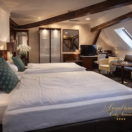 Hotel Grand-3