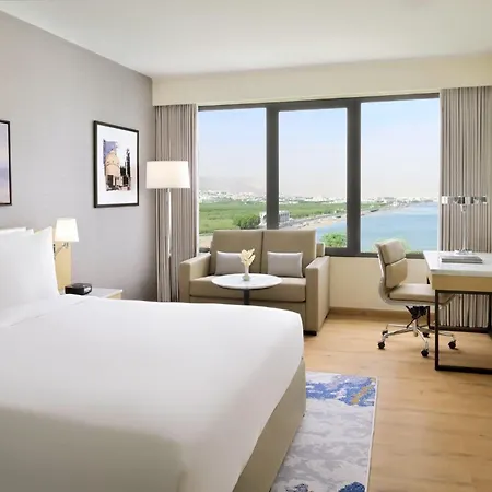 Crowne Plaza Muscat By Ihg-2