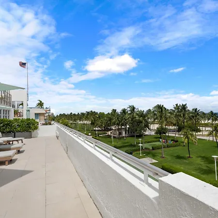 Bentley Hotel South Beach-3
