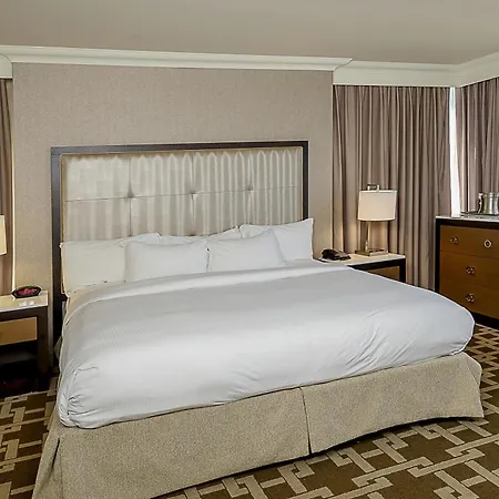 Hilton Niagara Falls/ Fallsview Hotel And Suites-2