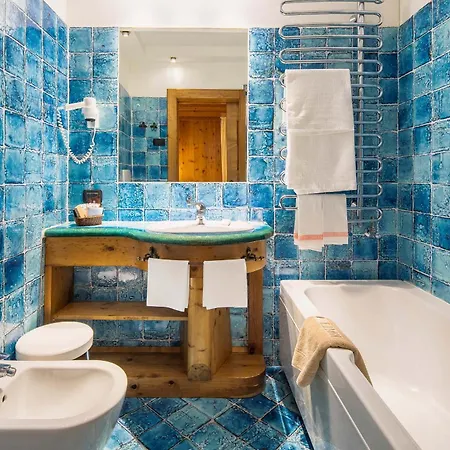 Hotel Cortina-3