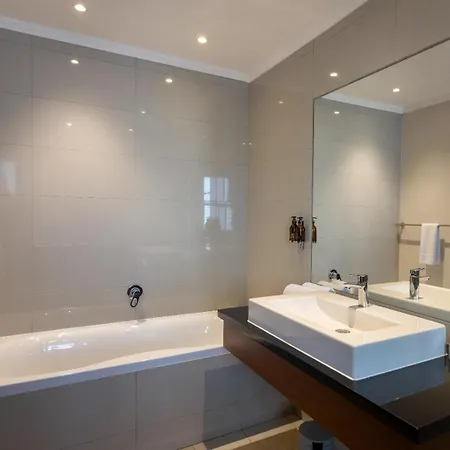 Meerendal Boutique Hotel-2