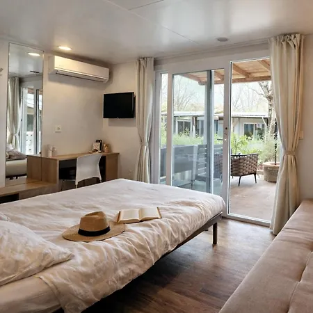 Boutique Mobile Homes Ulikarovinj (Adults Only)-3