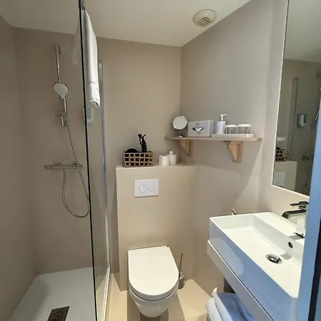 Hotel De La Plage - Saint Jean De Luz-3
