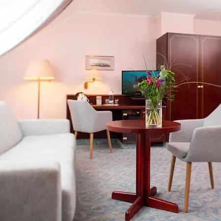 Leine Hotel-3