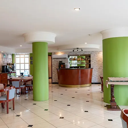 Hotel Arborea Ronda Minerva y Expo-2
