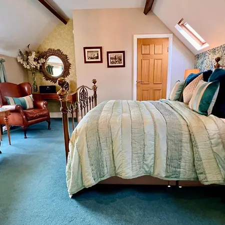 The Mainstay Luxury Boutique Rooms With Private Parking-2