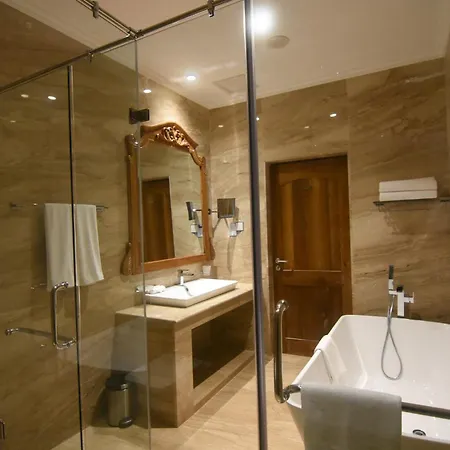 Araliya Red - Budget Friendly Hotel- Where You Find Stunning 360 Panoramic View Of Nuwara Eliya-2