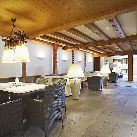 Hotel Edelweiss-2