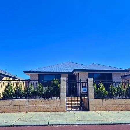 Dalyellup Guest House- Walk To Shops, Near Beach & Bunbury-2