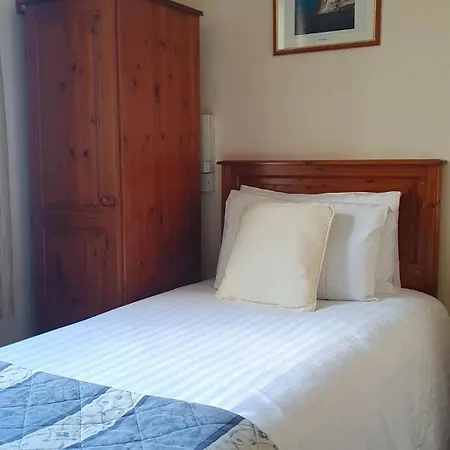 Appley Manor Hotel-3