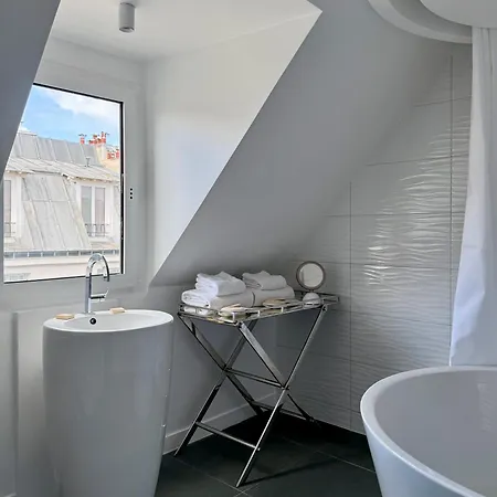 New Hotel Republique-3
