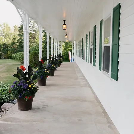 Hotel Tadoussac-3
