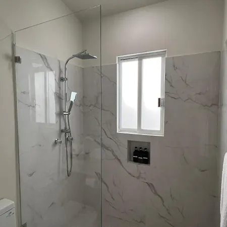 El Encanto Inn&Suites-2