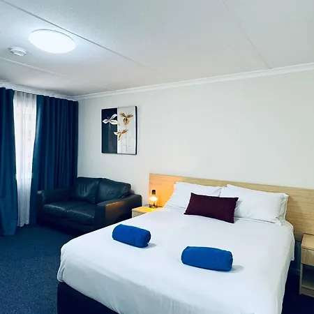 Edinburgh Motor Inn-3