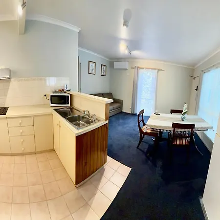 Abbotswood Motor Inn-2