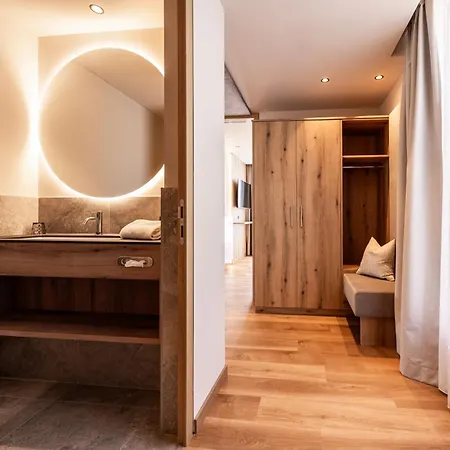 Egger Apartments & Suites-2