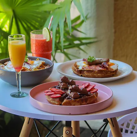 Chez Waffle Hotel-3
