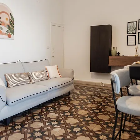Casanova Rooms And Apartment To Rent-2