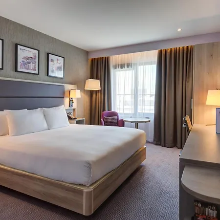 Hilton Garden Inn Dublin City Centre-3