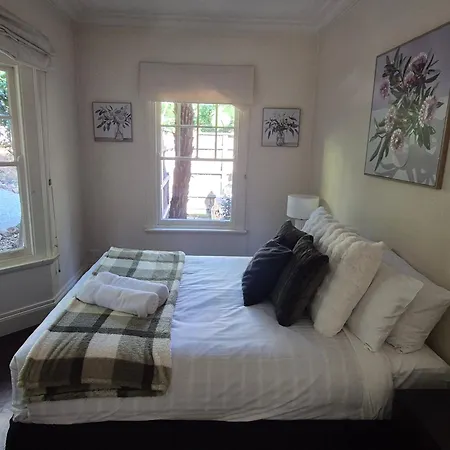 Lochiel Cottages - Dandenong Ranges Escape-3