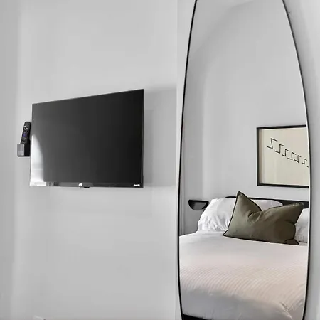 Sanctuary Hotel - En Suite Rooms-3