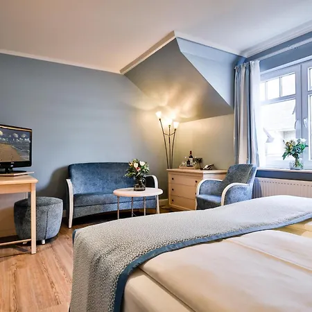Sylthotel Raffelhüschen Garni-2