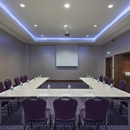 Hampton By Hilton Istanbul Kayasehir-2