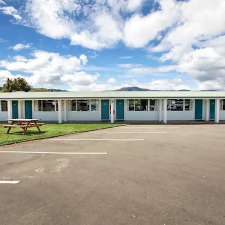 Tahuna Beach Holiday Park-3