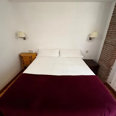 Hotel Rural Cayetana-3