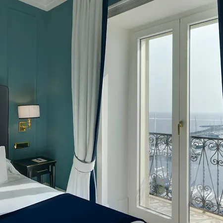 Grand Hotel Santa Lucia-3