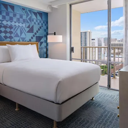 Outrigger Waikiki Paradise Hotel-2