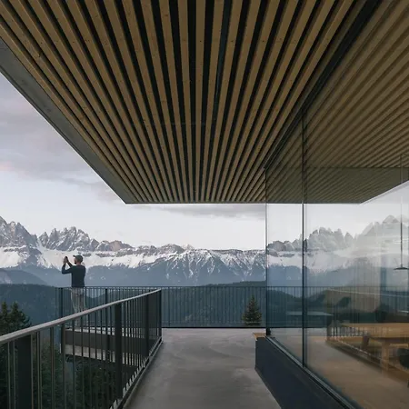 Anders Mountain Suites 5-3
