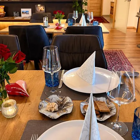 KOASA HOF Bed&Breakfast-3
