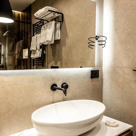 Mamalu - Studios And Suites-3