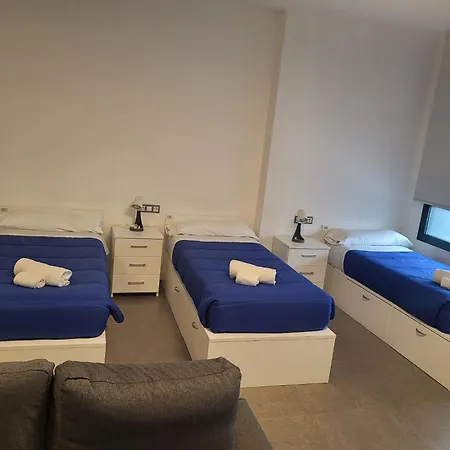 Apartamentos Turísticos UNEATLANTICO-3
