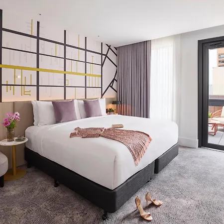 Hotel Indigo Melbourne Little Collins-2