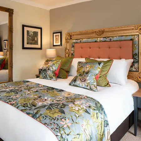 The Kings Arms And Royal Hotel, Godalming, Surrey - The Coaching Inn Group-2
