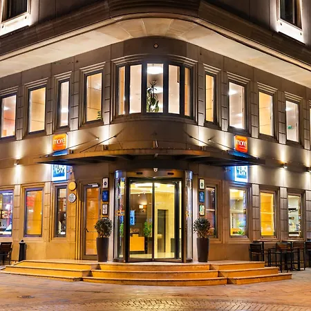 Midtown Hotel-2
