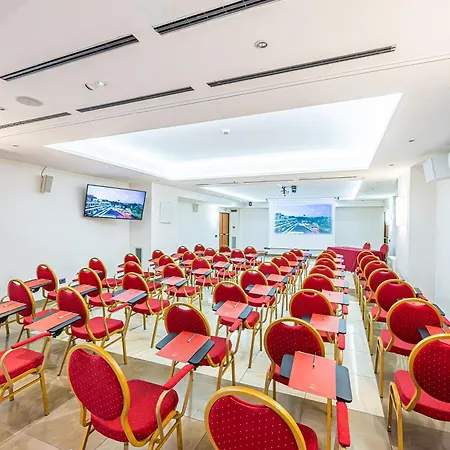 Cardinal Hotel St. Peter-3